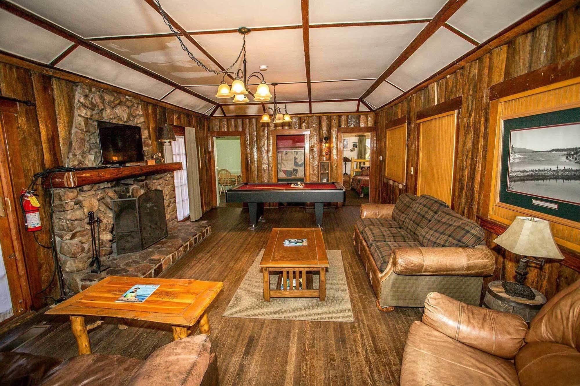 Shore Acres Lodge Біг-Бер-Лейк Екстер'єр фото