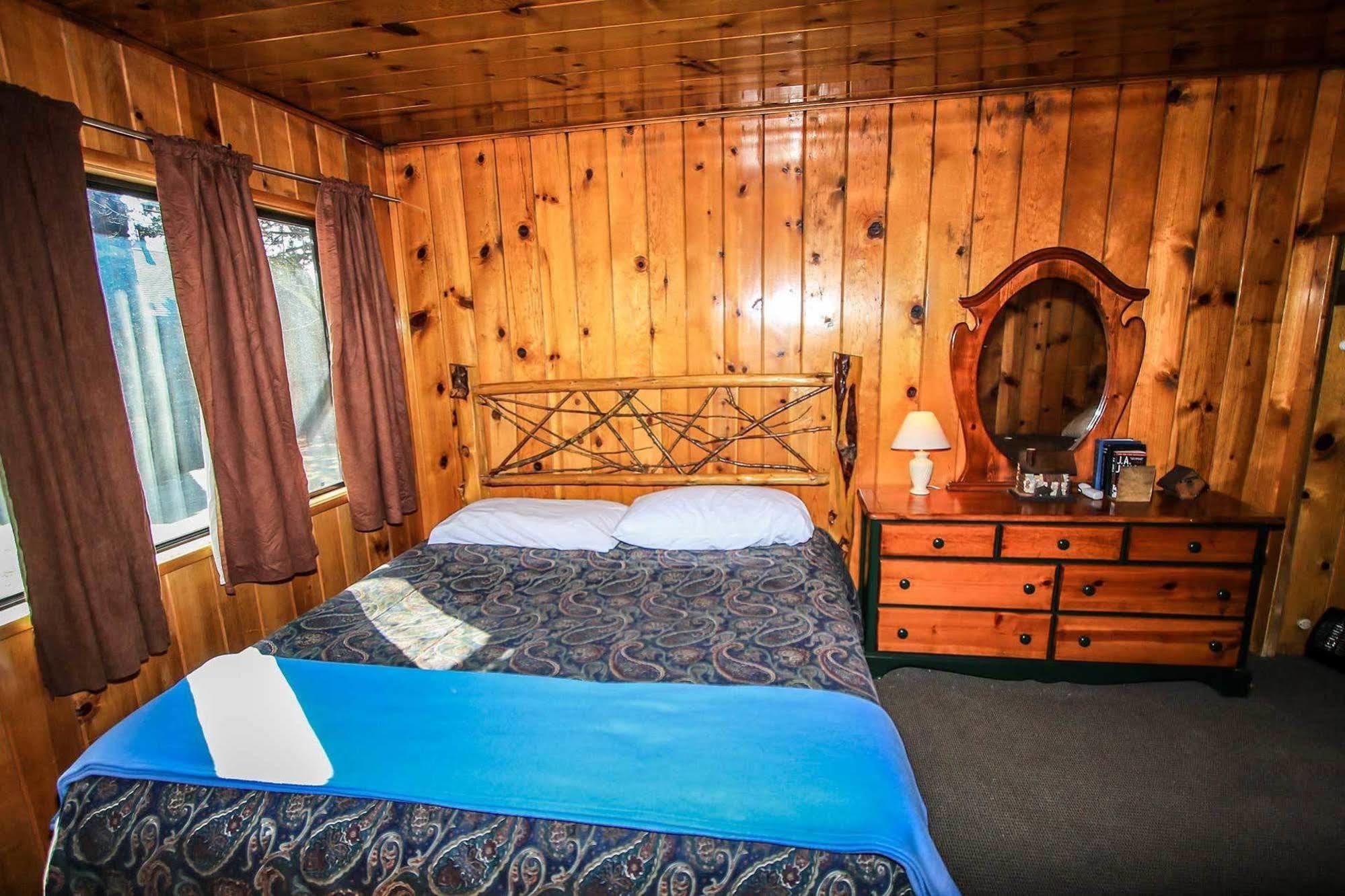 Shore Acres Lodge Біг-Бер-Лейк Екстер'єр фото